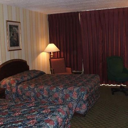 A Victory Inn & Suites - Ann Arbor Dış mekan fotoğraf